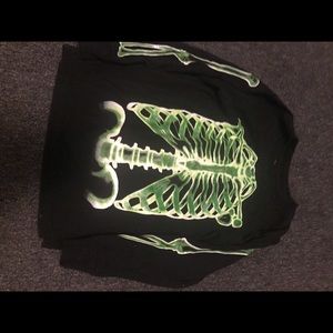 Halloween skeleton graphic long sleeve tee